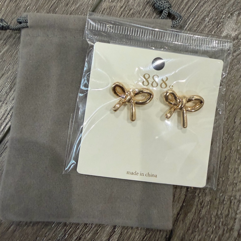 Trendy Boutique Gold Bow Earrings 16$
